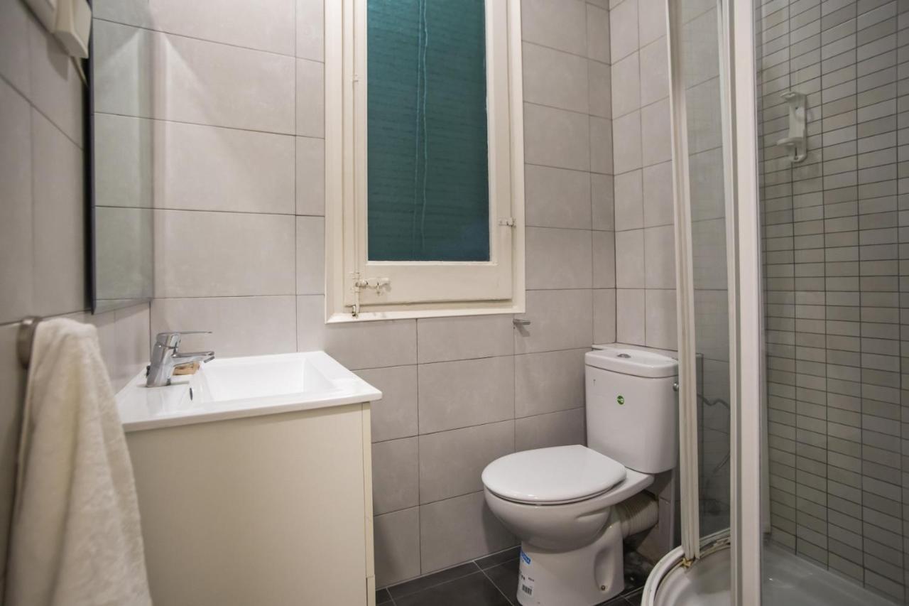 23par1007 Comfortable In Paralel Appartement Barcelona